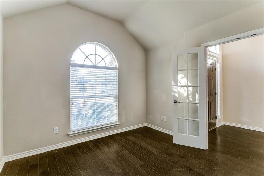 11408 Kenny Dr - Photo 4 of 22