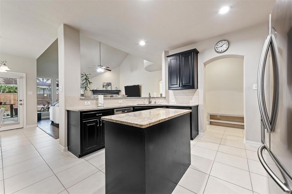 10513 Sedalia Dr - Photo 7 of 36