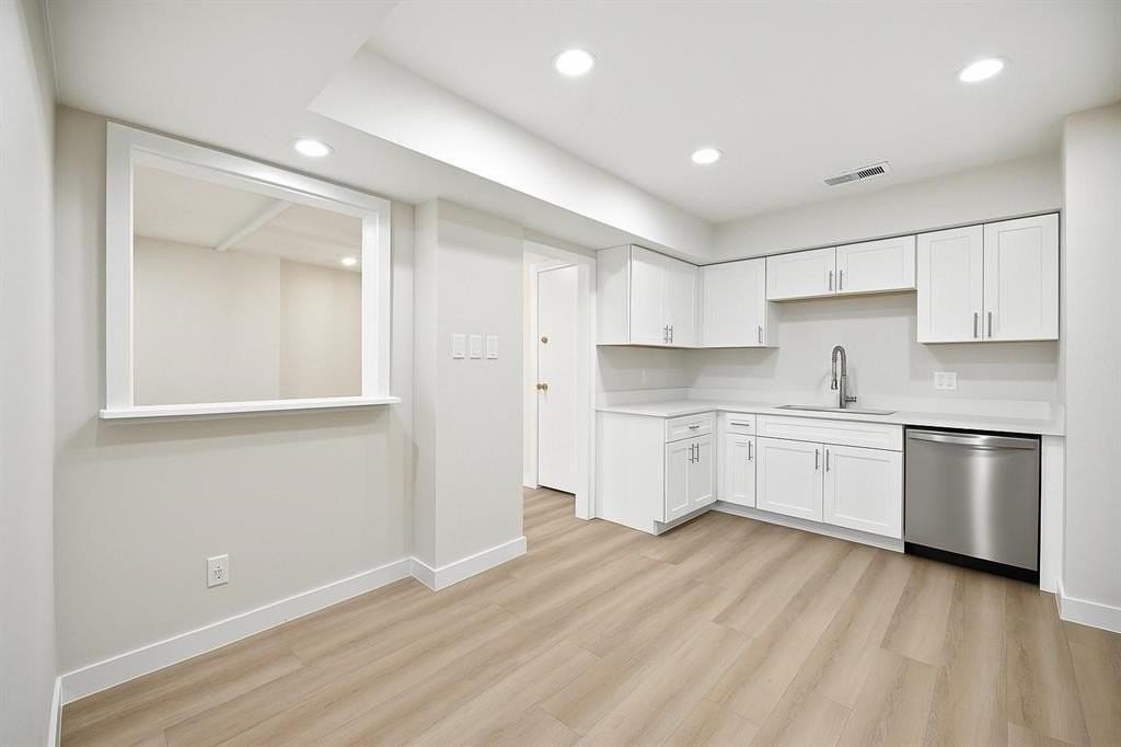 5200 Keller Springs Rd #313