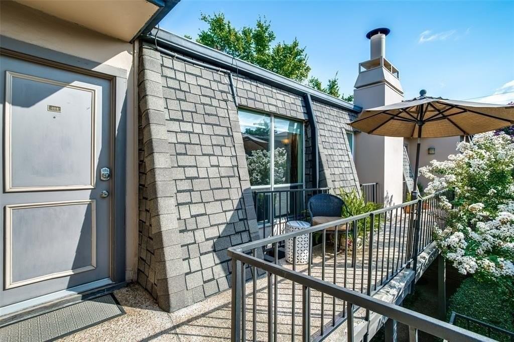 4112 Bowser Ave #209