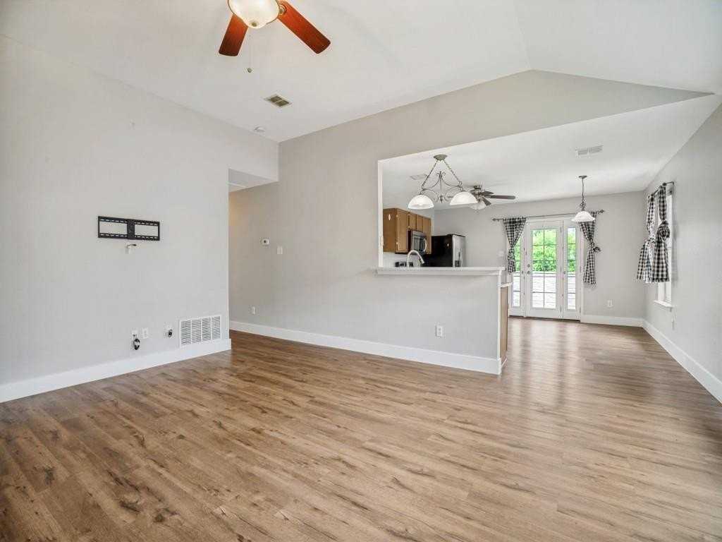 252 Pine Crest Dr - Photo 7 of 23