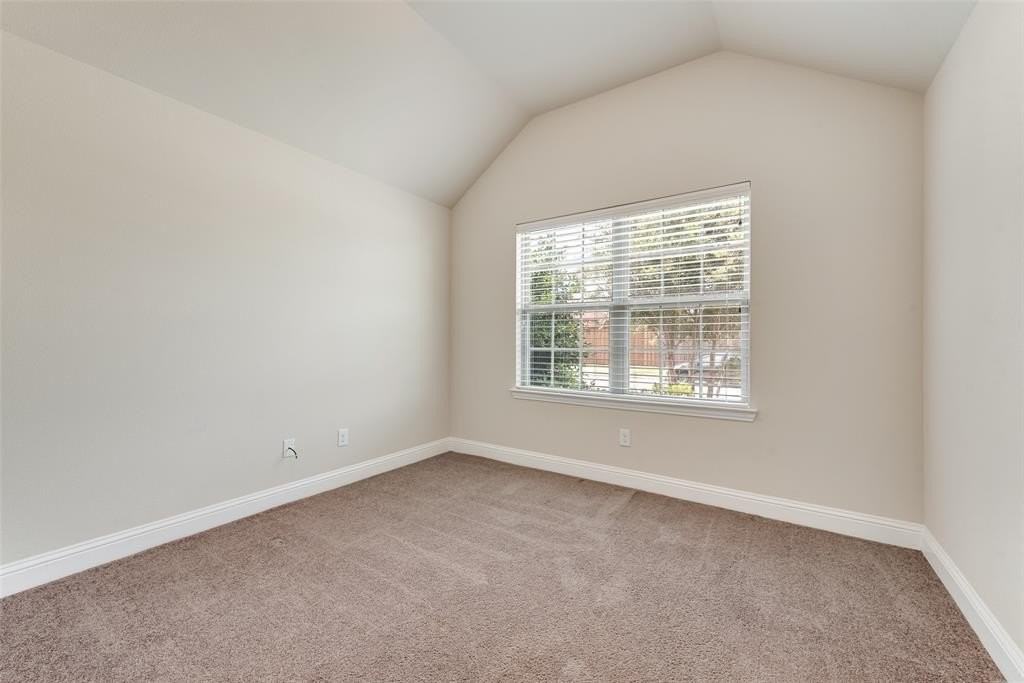 766 Ruffian Way - Photo 4 of 28