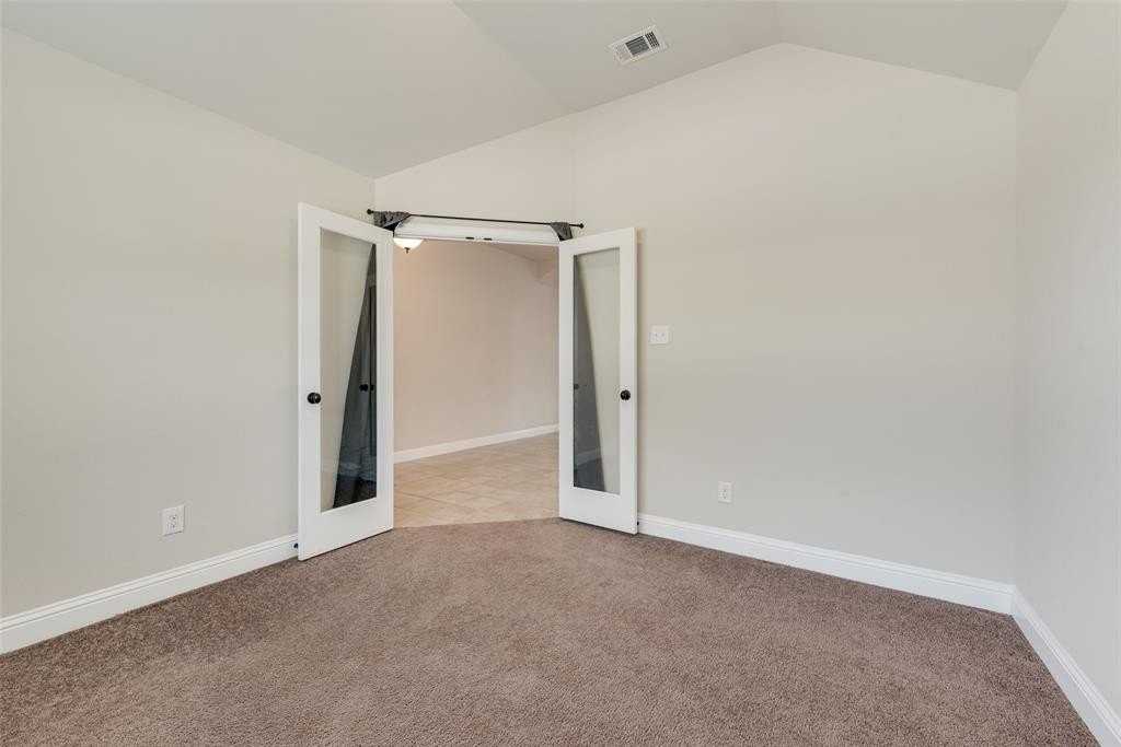 766 Ruffian Way - Photo 5 of 28