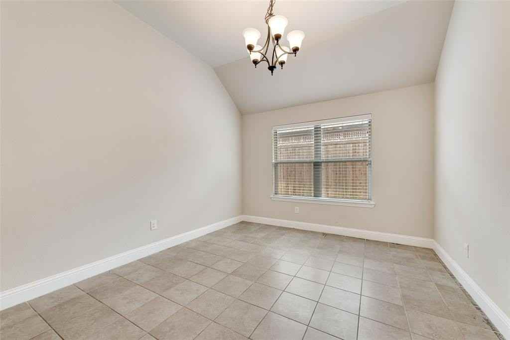 766 Ruffian Way - Photo 6 of 28