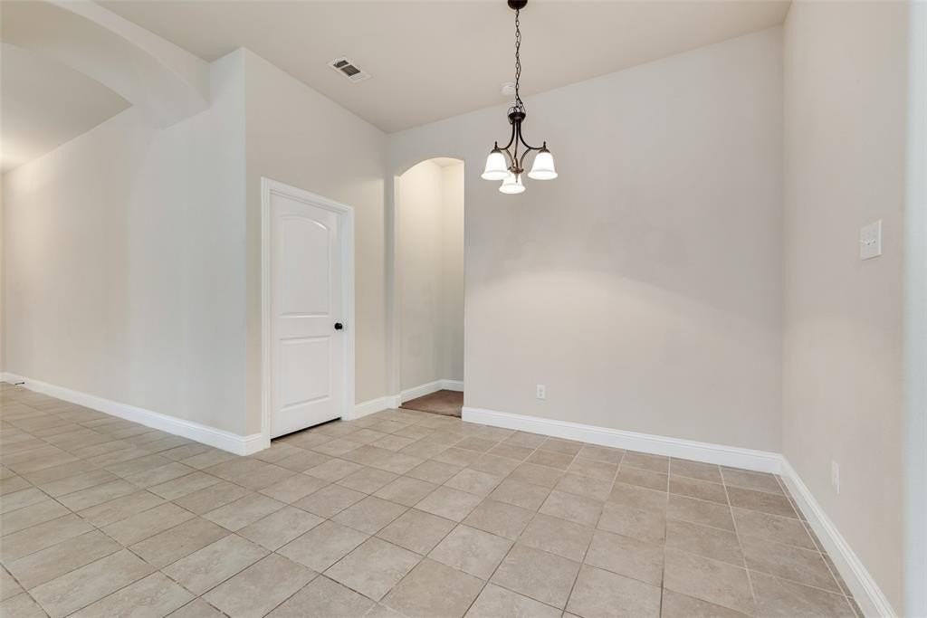 766 Ruffian Way - Photo 7 of 28