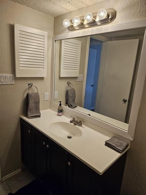 1728 Crest Point Dr - Photo 6 of 10