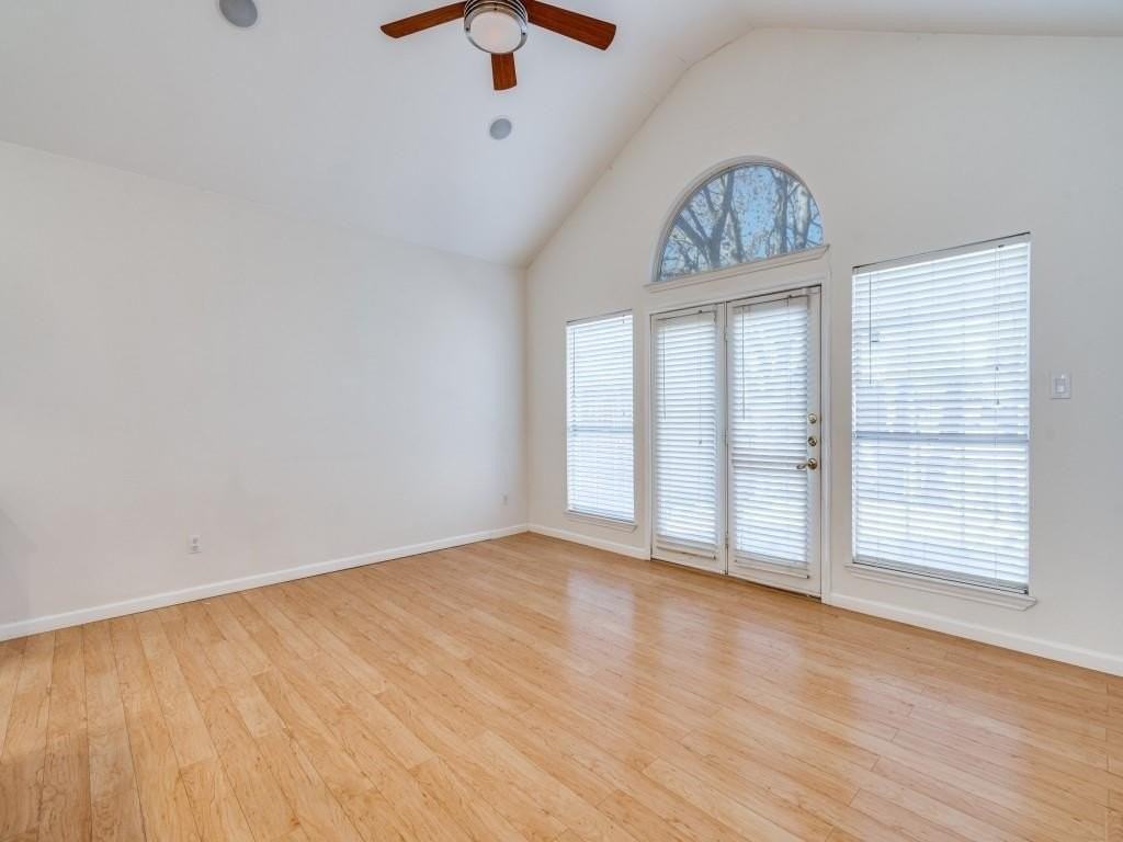 7833 Hardwick Ct - Photo 6 of 22