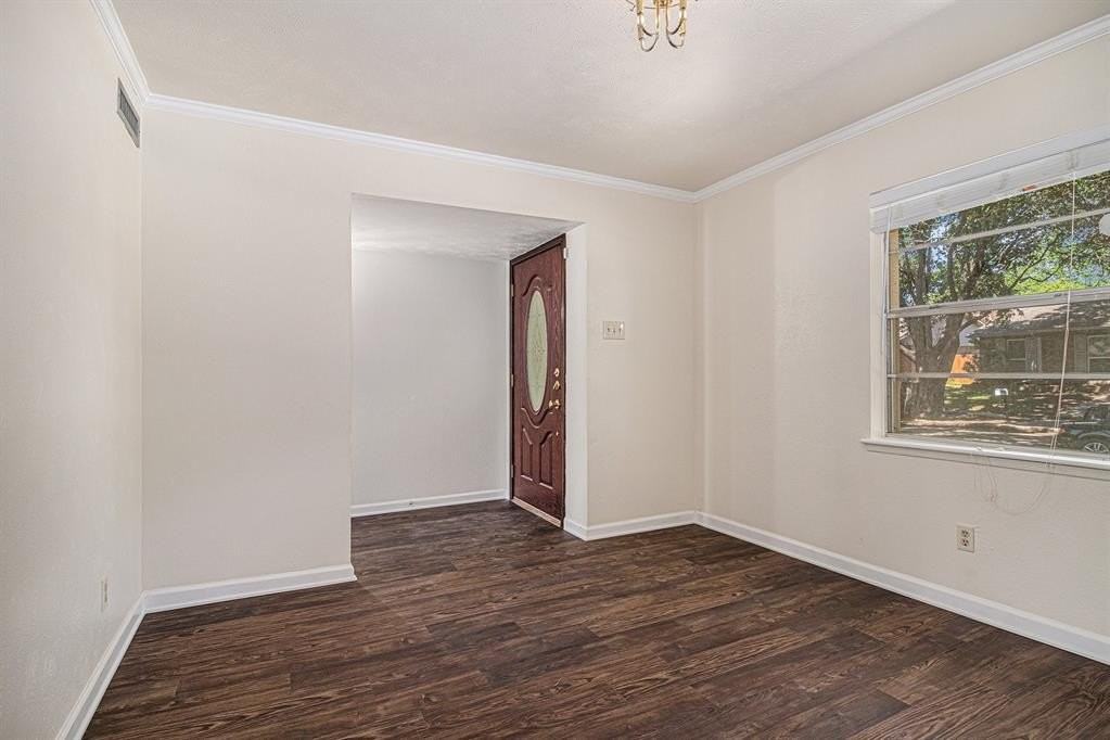 1814 Addington Dr - Photo 4 of 24