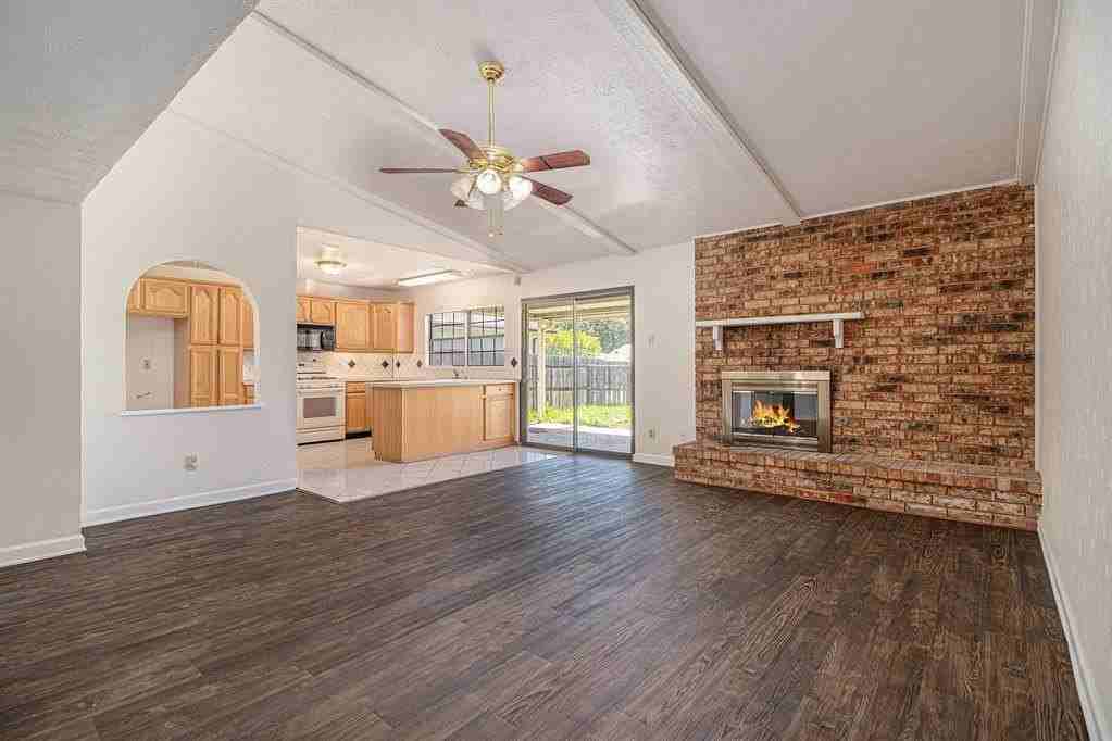 1814 Addington Dr - Photo 7 of 24