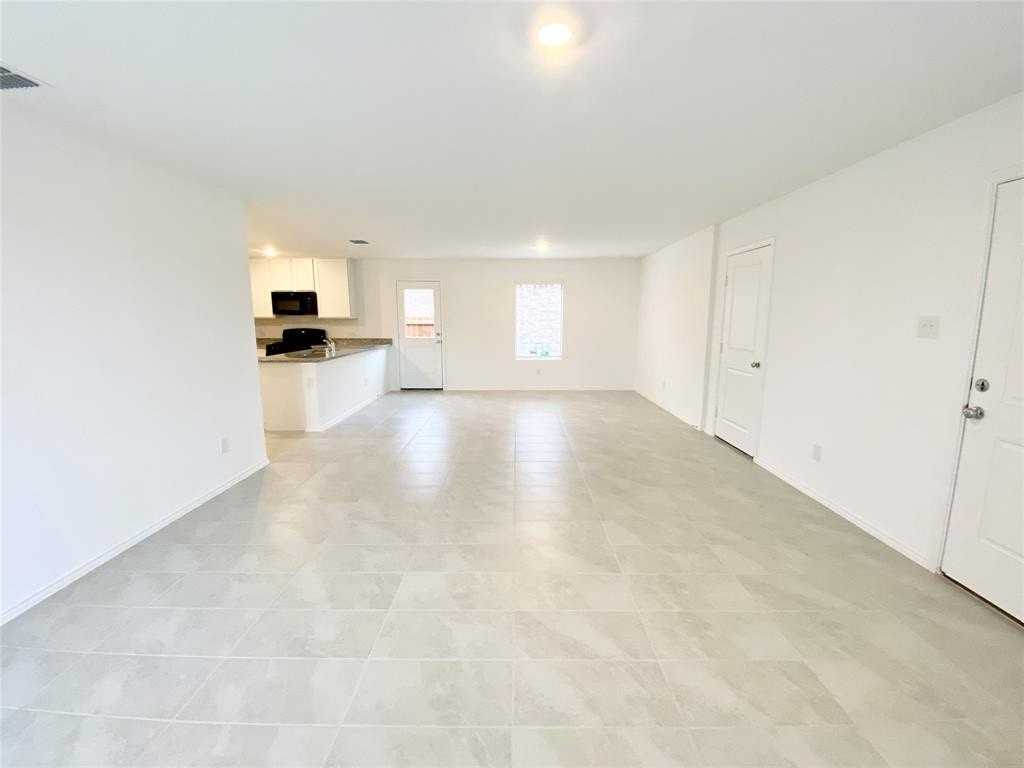 6905 Adderly Rd - Photo 2 of 11