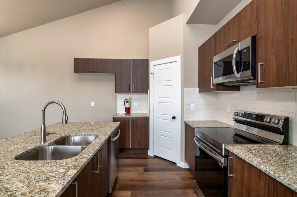 728 Fallow Dr - Photo 6 of 17