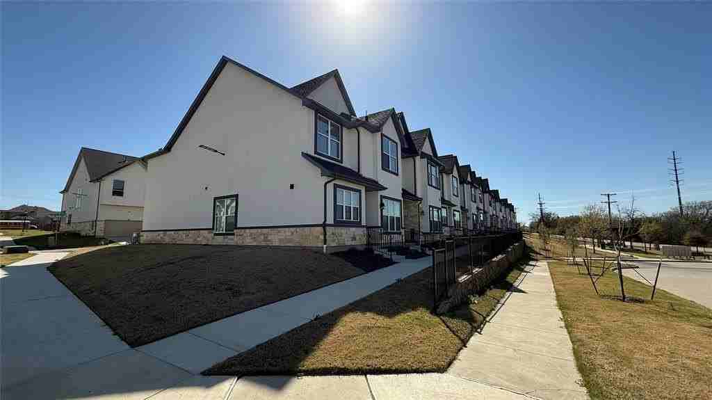 349 Mule Deer Mews - Photo 2 of 21