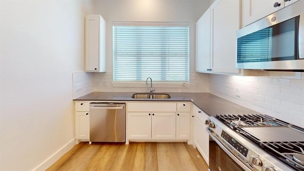 349 Mule Deer Mews - Photo 4 of 21