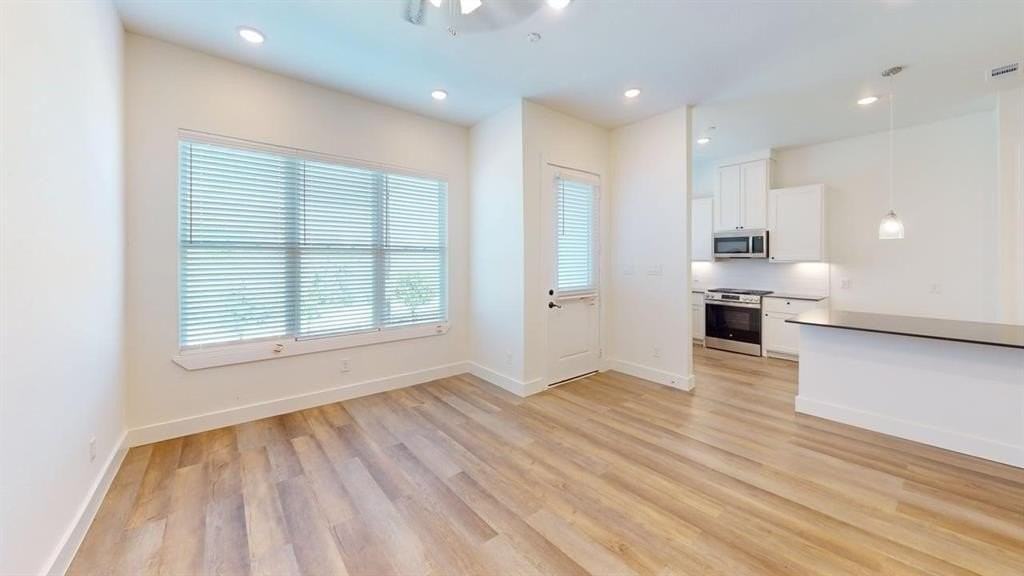 349 Mule Deer Mews - Photo 6 of 21