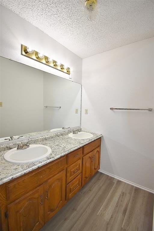 438 Finch Dr - Photo 6 of 10