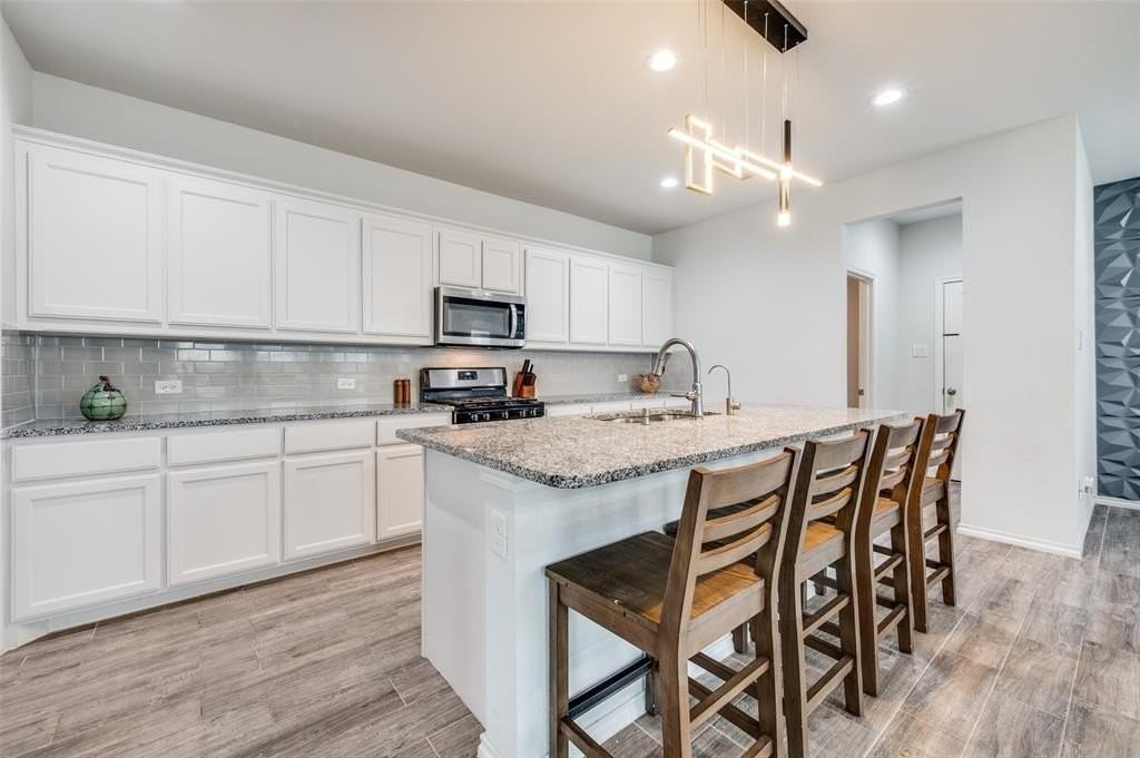 1804 Emilia Dr - Photo 6 of 26