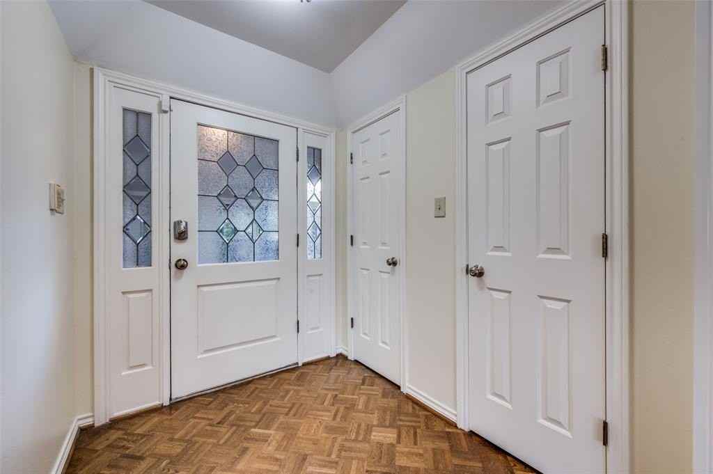 6049 Hillcrest Ave #A - Photo 2 of 23