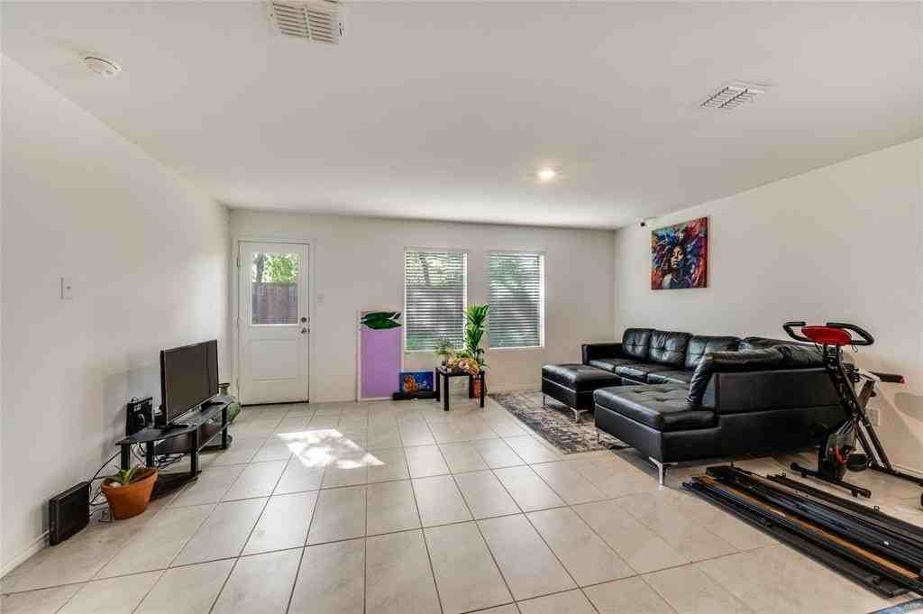 1416 Claireborne Ct - Photo 6 of 23