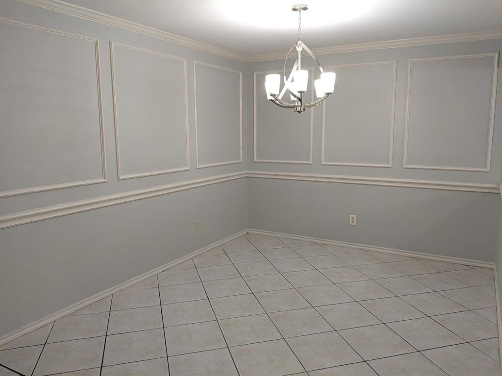 2705 Cummings Dr - Photo 5 of 26