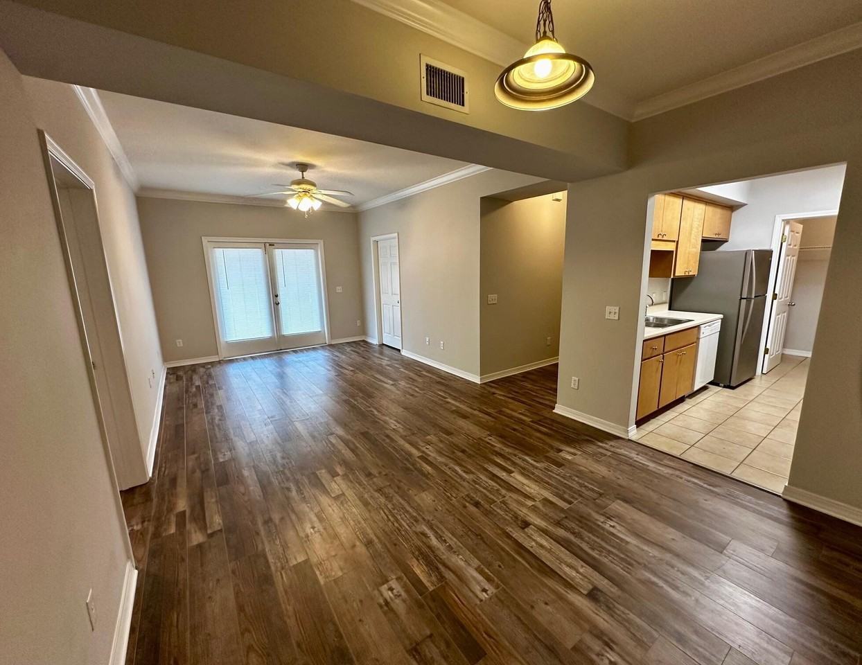 2154 Whispering Pines Blvd #3 - Photo 4 of 18