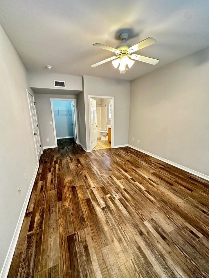 2154 Whispering Pines Blvd #3 - Photo 6 of 18