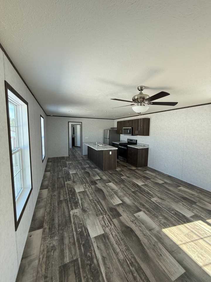 180 E Arlington Dr - Photo 2 of 9