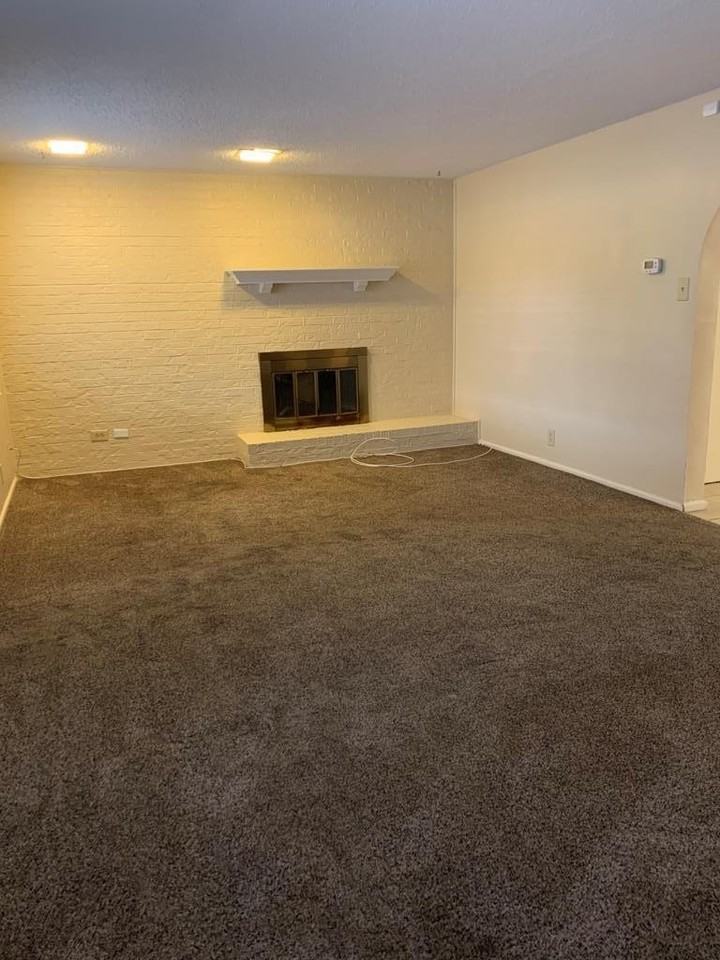 3312 Tanglewood Ln - Photo 2 of 24