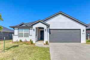 featured image of 3313 Mt Nebo Dr