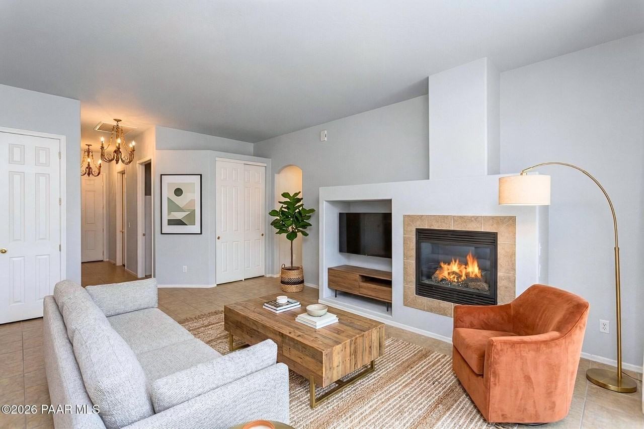 6813 E Falon Ct - Photo 2 of 26