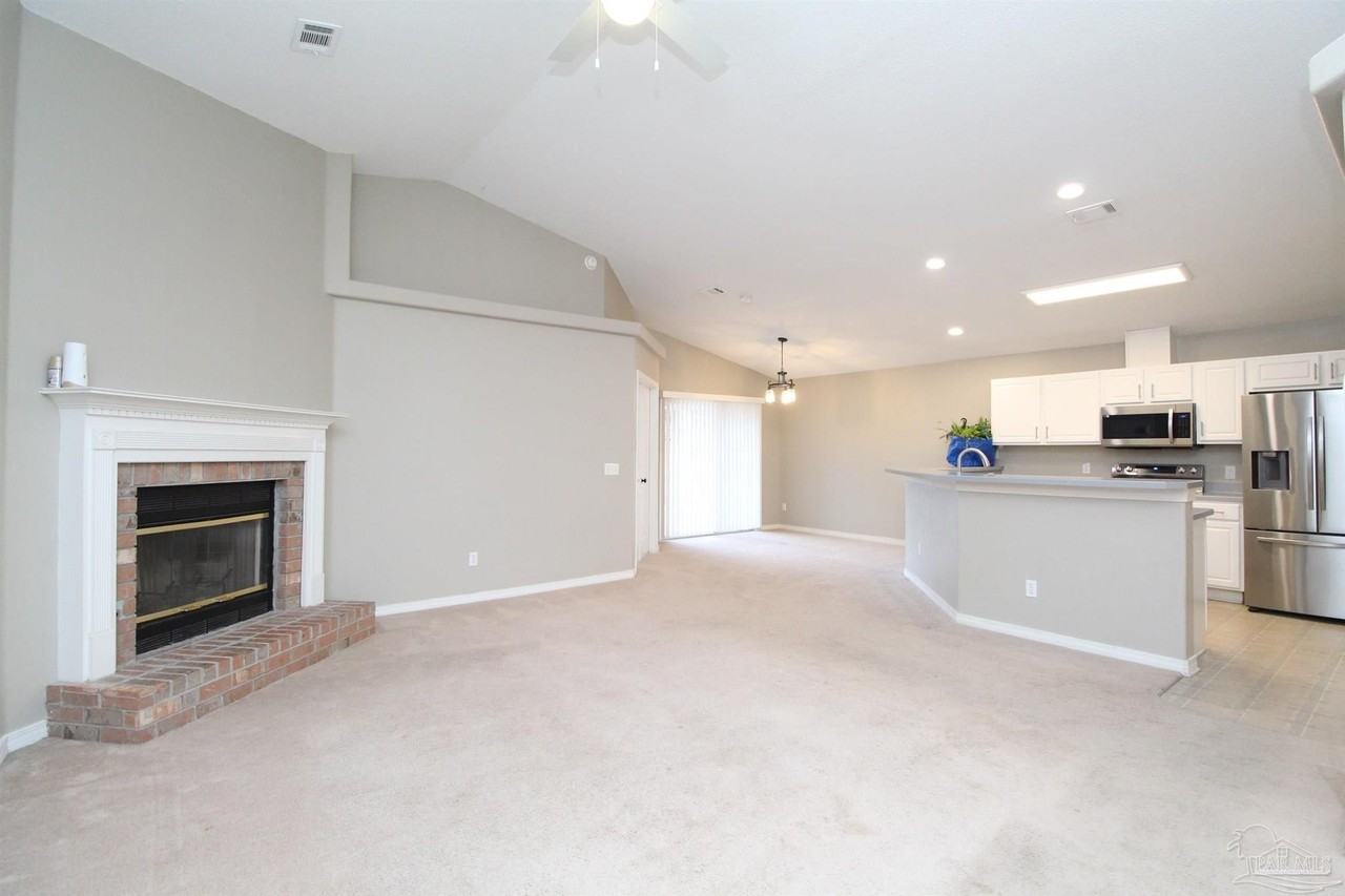 4119 Spinnaker Pl - Photo 2 of 26