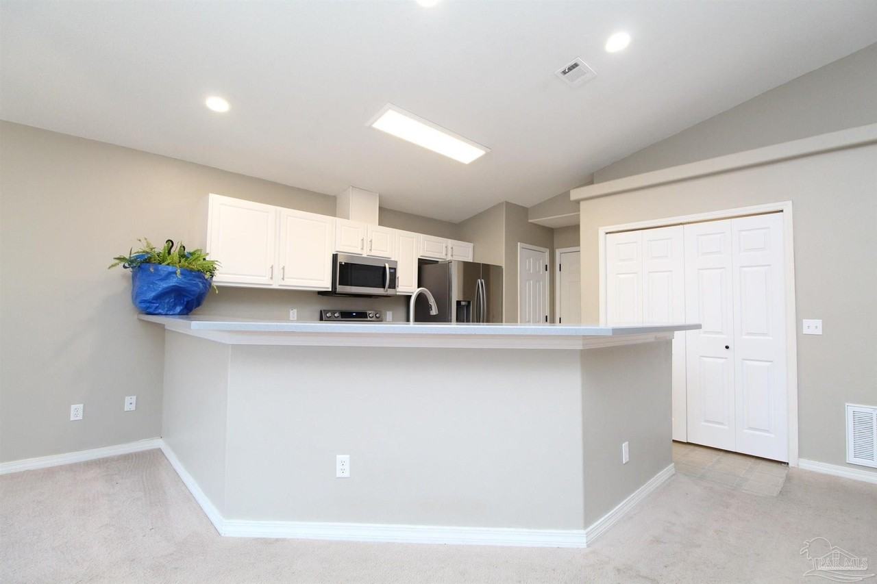 4119 Spinnaker Pl - Photo 6 of 26