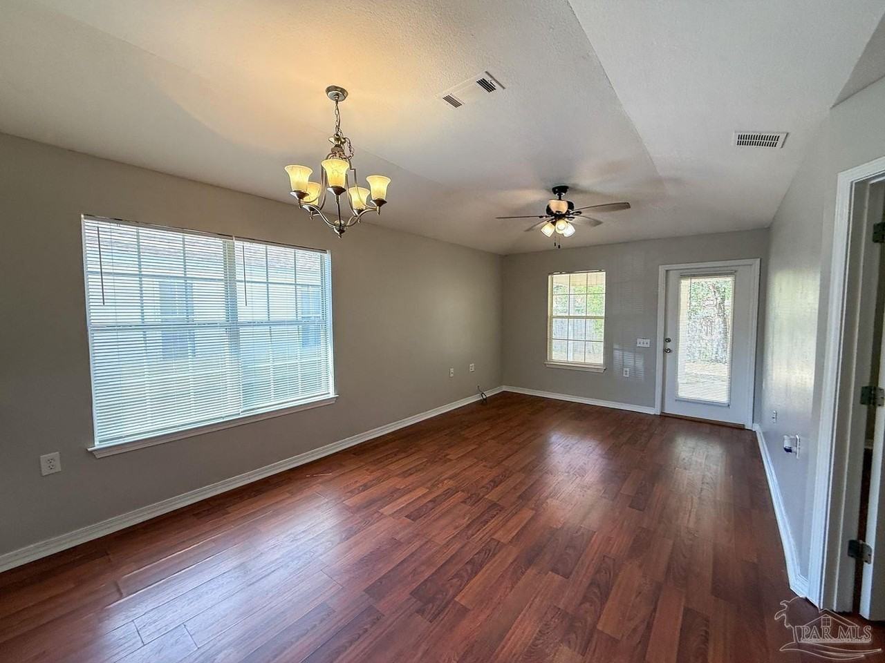 5919 Bilek Dr - Photo 3 of 13