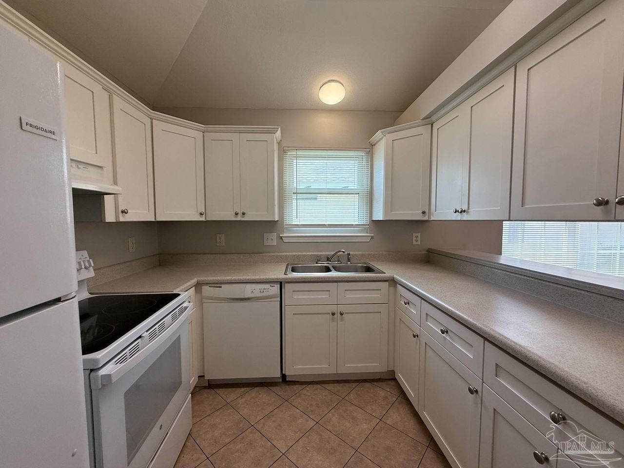 5919 Bilek Dr - Photo 4 of 13