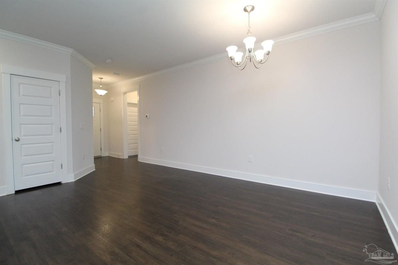 717 Brambling Ct - Photo 7 of 20