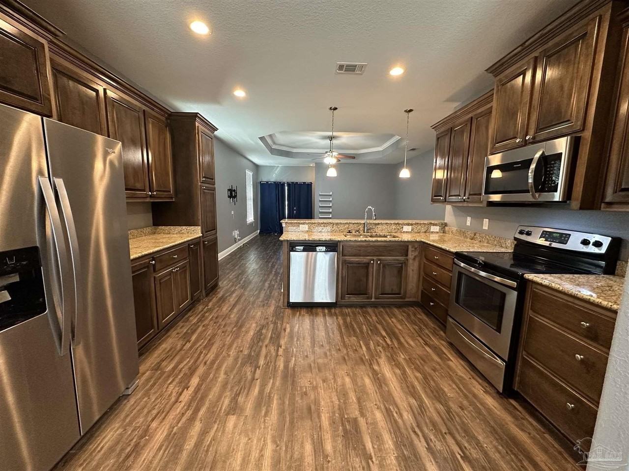 841 Oak Aly - Photo 4 of 24