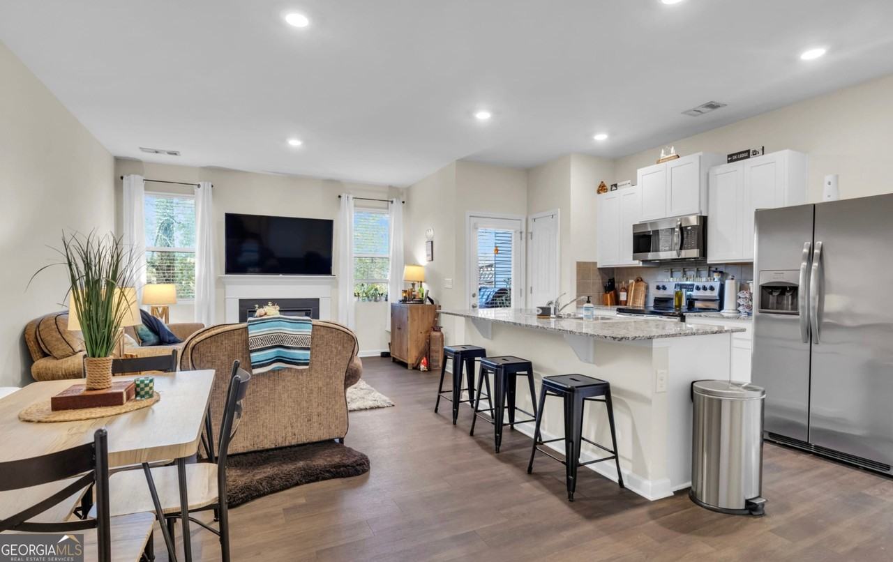 62 Chastain Cir - Photo 5 of 30