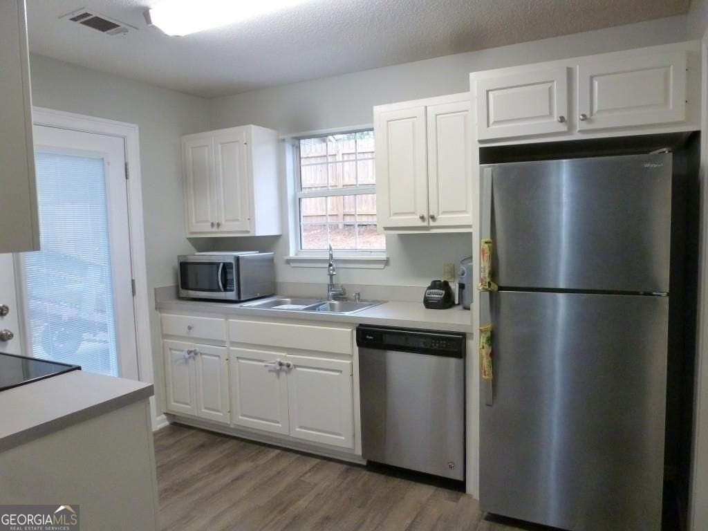 2840 Capri Dr - Photo 6 of 12