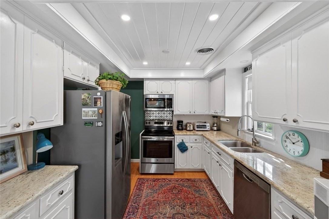 2206 18th Ave - Photo 4 of 28