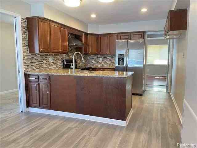 2505 Rambling Way - Photo 6 of 18