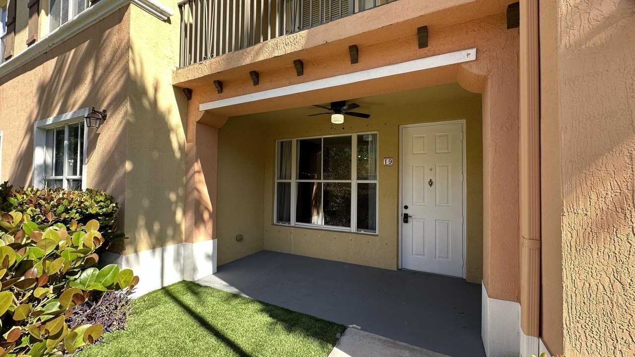 3549 Forest Hill Blvd #19 - Photo 2 of 13