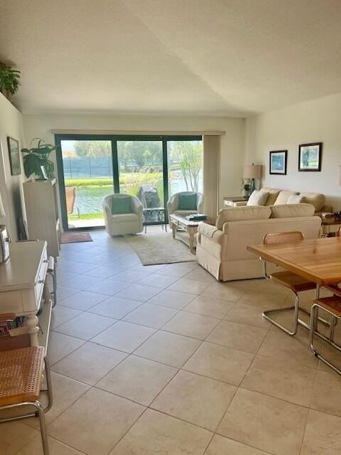 311 Club Dr - Photo 2 of 12