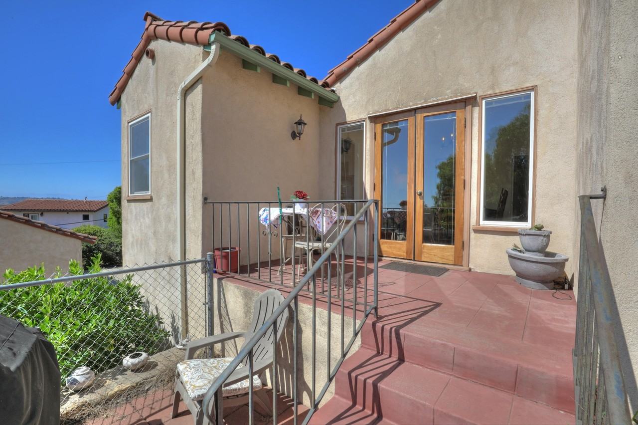 3491 Foothill Rd - Photo 3 of 14