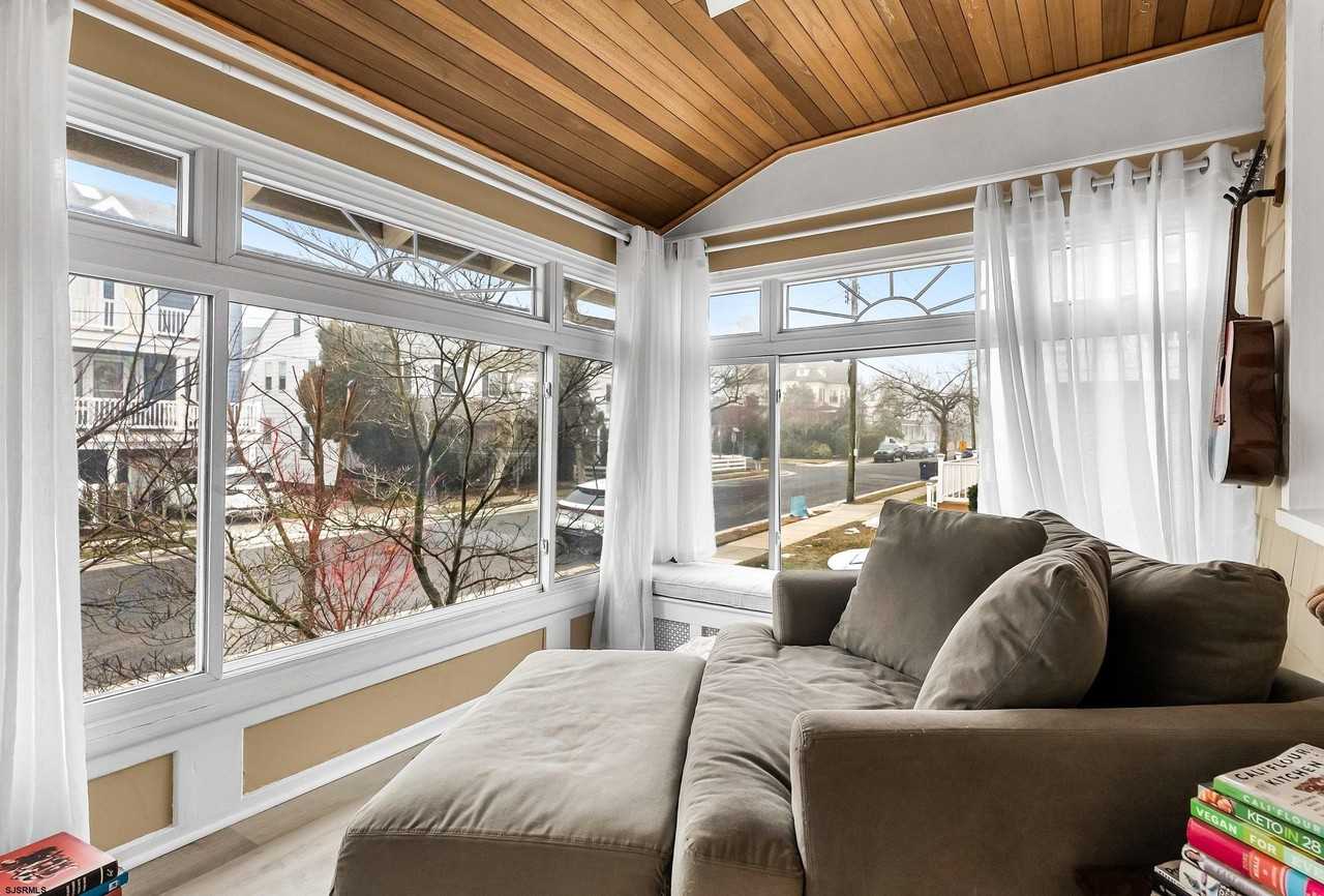 24 N Cornwall Ave - Photo 5 of 41