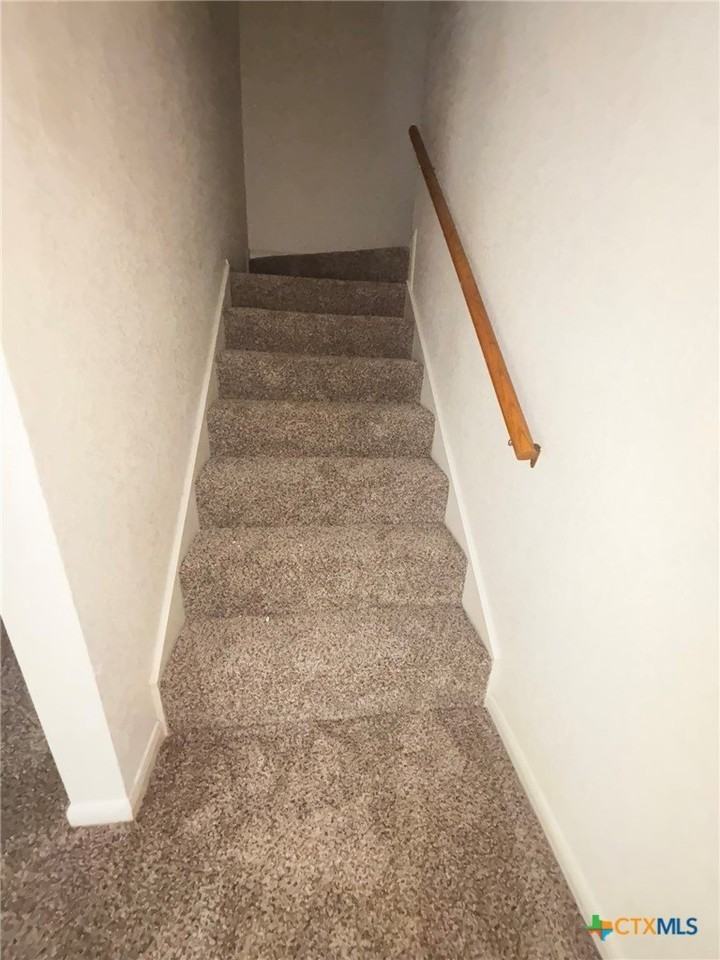 308 Deloris Dr - Photo 7 of 18