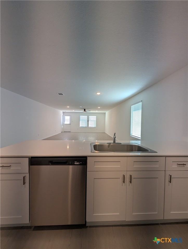 2207 Allison Crk - Photo 4 of 14