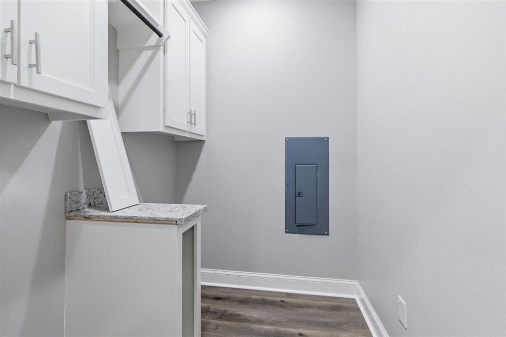 309 S Lyles - Photo 6 of 10