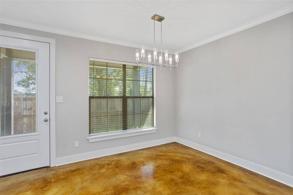 3623 Croyant Ct - Photo 4 of 17