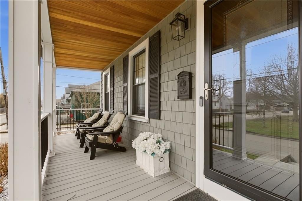 23 Clinton St - Photo 3 of 38