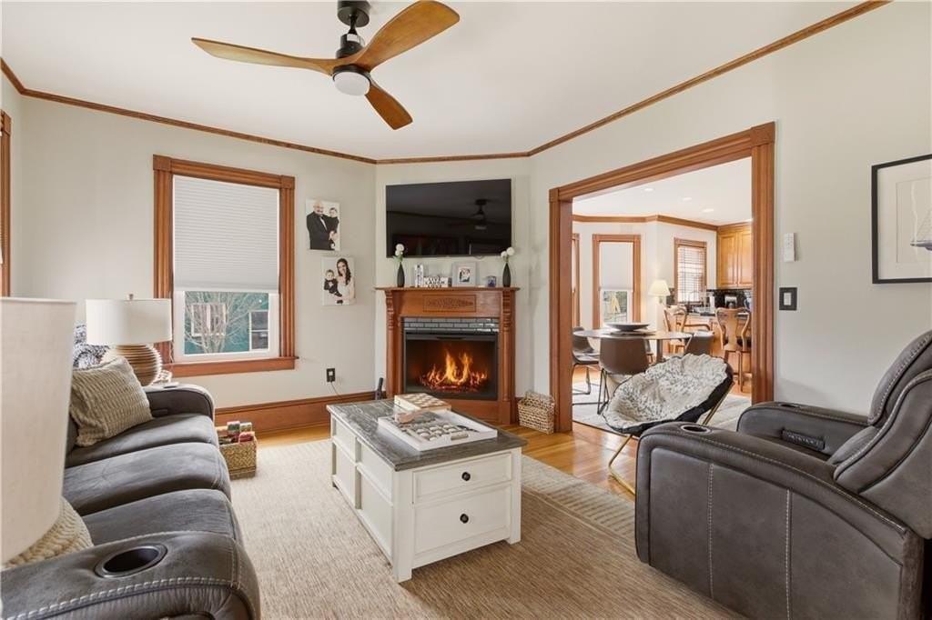 23 Clinton St - Photo 7 of 38