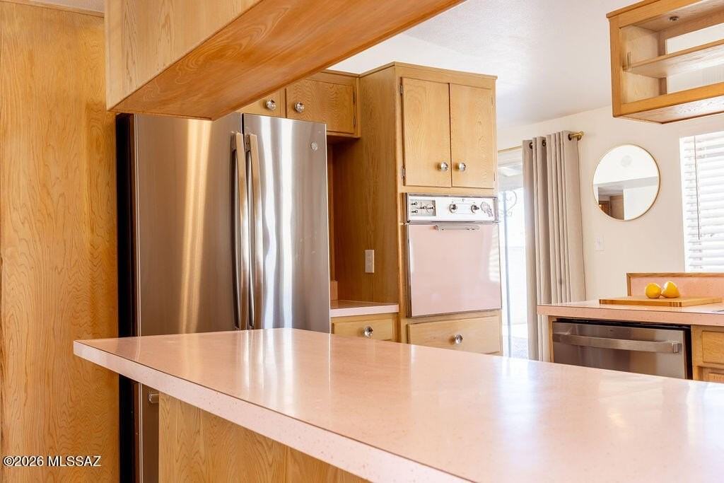 7041 E Hawthorne St - Photo 6 of 47